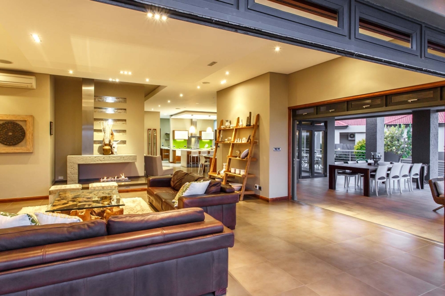 5 Bedroom Property for Sale in Oewersig Western Cape